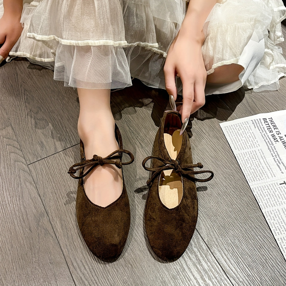 Ballets Retro Mary Jane Femininos - Corte Baixo, Slip-On com Atacadores, Sola EVA Ultra Suave e Biqueira Redonda - Castanho/ - Calçado Versátil, Confortável para Todas as Estações, Design Elegante, Para Amantes da Moda
