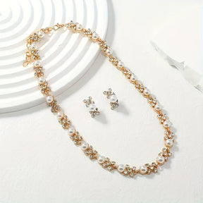 Conjunto de Colar e Brincos de Estilo Rosa Exclusivo: Inclui um Colar e Brincos de Tonalidade Dourada Inspirados na Rosa. Escolha Elegante para Mulheres, Perfeita para Uso Diário ou Ocasiões Festivas, Ideal Presente para Senhoras, Coleção de Jóias Bonitas, Conjunto de Colar e Brincos de Pérolas, Conjunto de Colar de Pérolas, Conjunto de Brincos de Pérolas, Colar para Mulheres, Brincos para Mulheres, Jóias Fina Elegante para Mulheres, Conjunto de Jóias para Mulheres, Acessórios para Mulheres