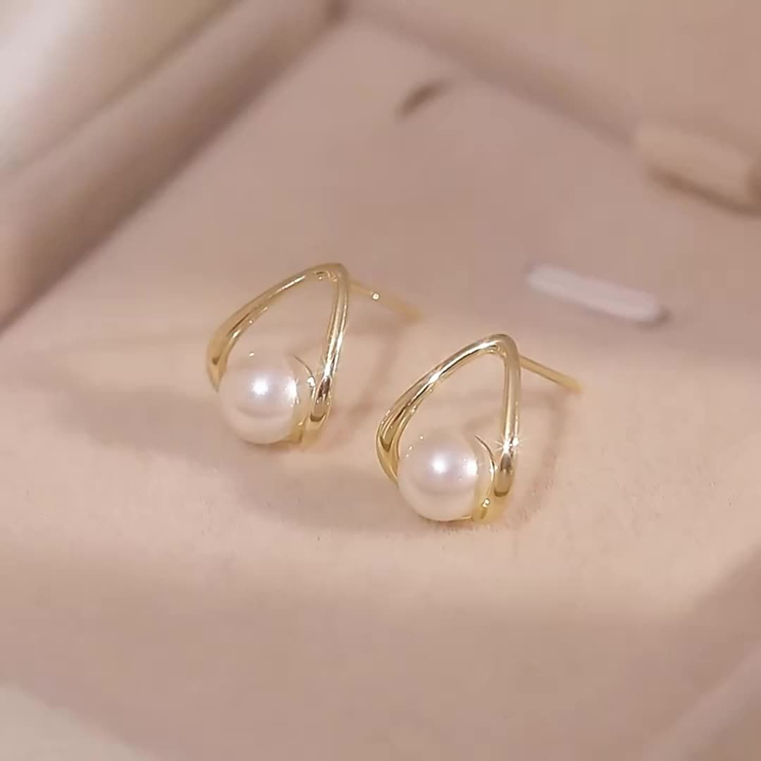 1 Par de Brincos Estilo Francês Retrô com Pérolas de Imitação Geométricas - Metal Dourado com Pérola Falsa, Joias Minimalistas para o Dia a Dia das Mulheres, Versáteis para Ocasiões Casuais e Formais, Acessórios Sazonais | Design Elegante