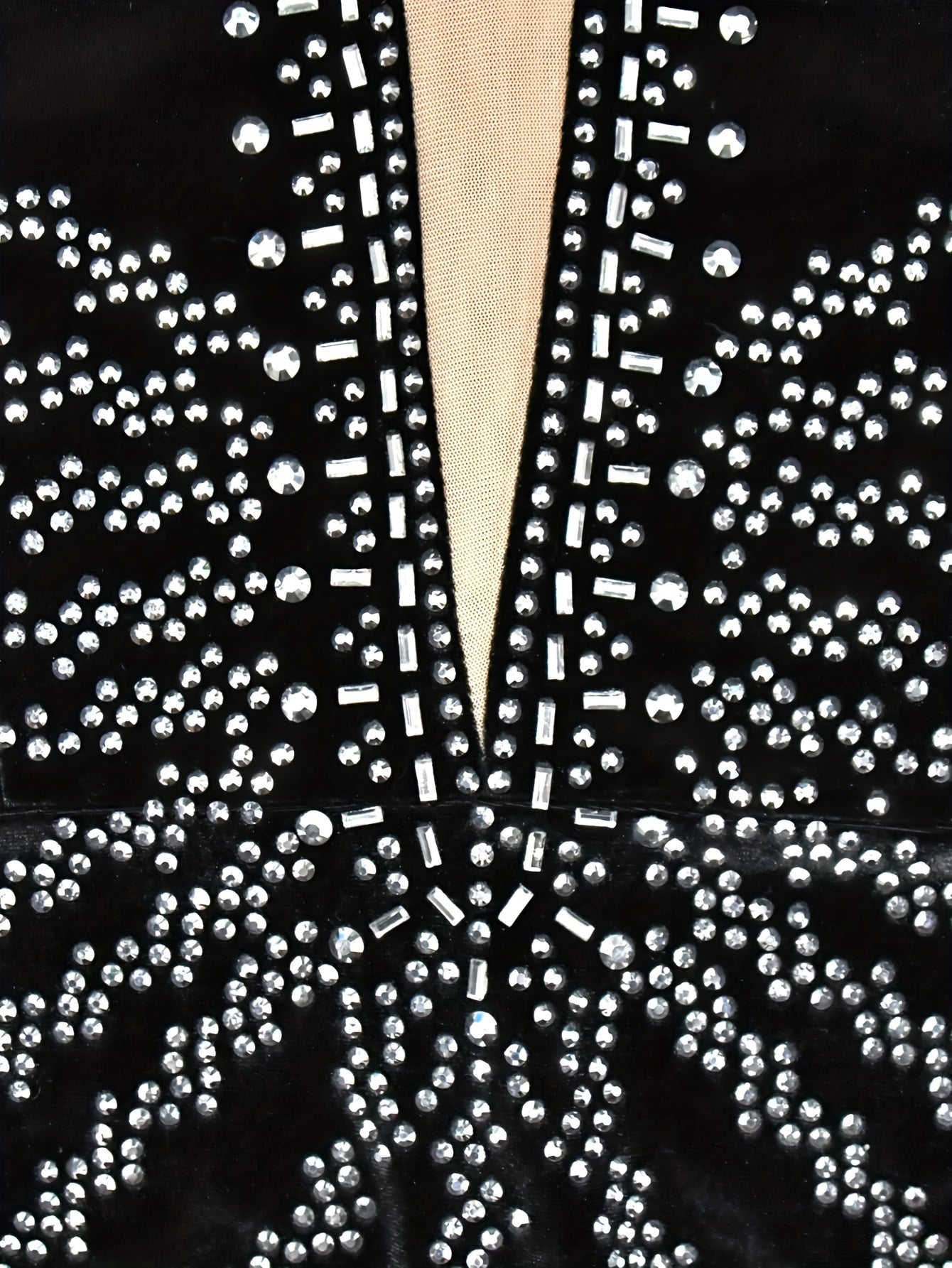 Vestido Sereia Elegante de Mangas Compridas com Detalhes em Cascata - Tamanho Adulto, Coleção Outono/Inverno