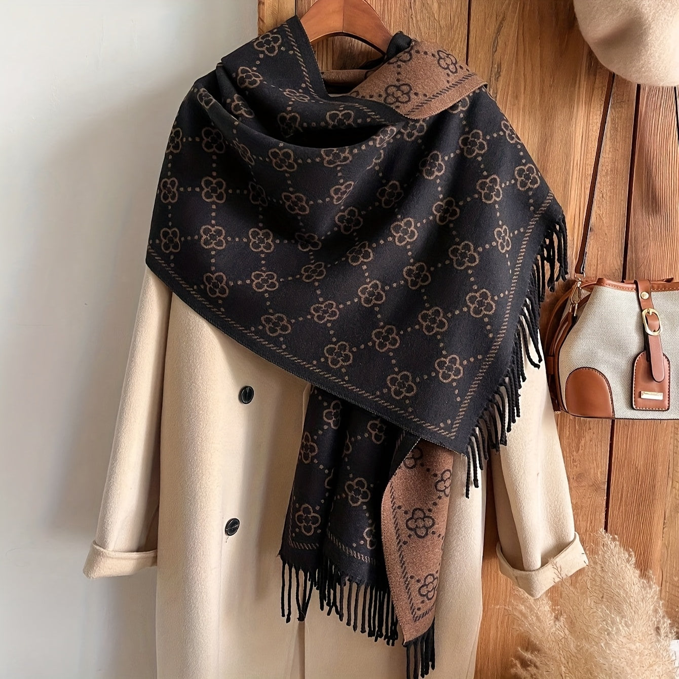 Cachecol de Luxo Imitação Caxemira para Mulher - Elegante Envolvimento de Xaile de Dupla Face, Acessório de Inverno Macio e Quente para Looks Formais e Diários - Cachecol de Moda Sofisticado para Clima Frio em Preto e Cinzento, Envolvimento de Pescoço Versátil, Tecido Jacquard, Tecido Premium