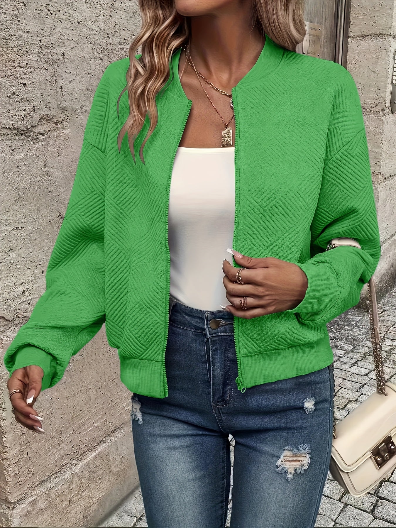 Jaqueta Verde Casual Feminina com Zíper - Poliéster Leve, Tecido Texturizado, Lavável à Máquina, Ideal para a Moda Primavera/Verão