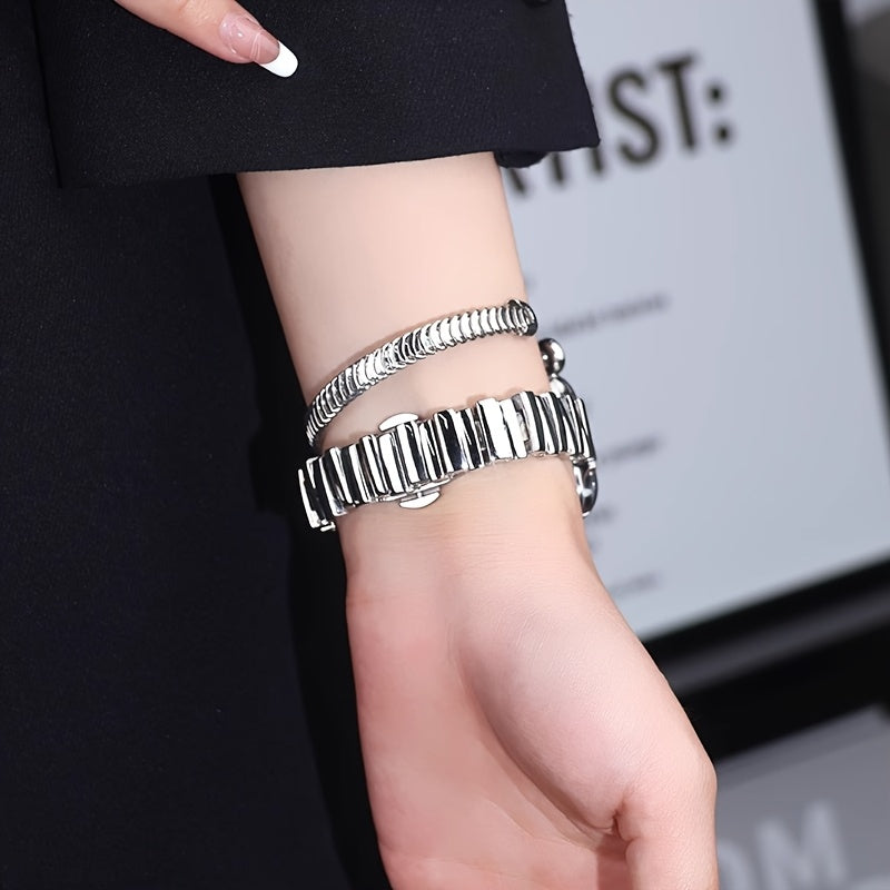 Pulseira de Malha de Aço Inoxidável Estilosa para Apple Watch - Serve de 38mm a 49mm, Compatível com Séries SE/10/9/8/7/6/5/4/3/2/1, Design, Fecho Duplo de Segurança