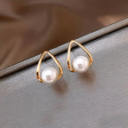1 Par de Brincos Estilo Francês Retrô com Pérolas de Imitação Geométricas - Metal Dourado com Pérola Falsa, Joias Minimalistas para o Dia a Dia das Mulheres, Versáteis para Ocasiões Casuais e Formais, Acessórios Sazonais | Design Elegante