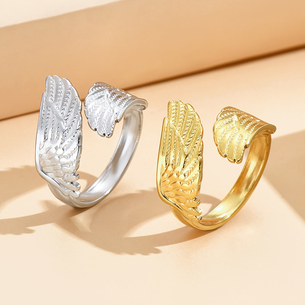 1peça Anjo Asas de Aço Inoxidável Minimalista Elegante para Homens e Mulheres - 18K Dourado Banhado em Pena-Forma Estilo de Rua Unissex, Perfeito para Uso Diário ou Presente