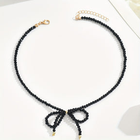 Colar Choker Charmoso com Laço e Miçangas, Ajustável em Tamanho e Contagem de Beads Variável