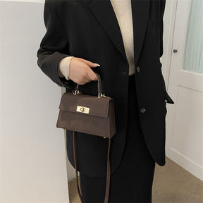 Carteira de mão quadrada multifuncional de alta qualidade para mulheres, bolsa transversal nova 2025, carteira embutida elegante e moderna, ideal para todas as estações