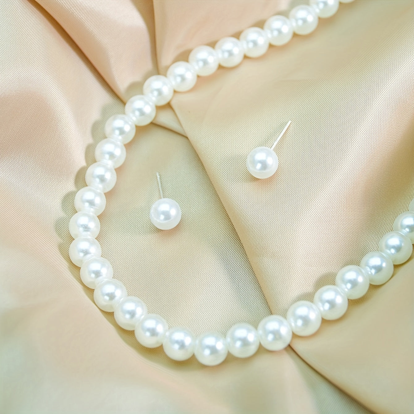 3 Peças Conjunto Elegante de Pérolas Imitação para Mulheres - Colar e Brincos Ajustáveis com Múltiplas Pérolas Imitação, Pérola Branca Falsa, Colar Minimalista para Casamento/Festa/Dia a Dia, Presente para Esposa, Namorada, Mãe (Luxo Acessível)