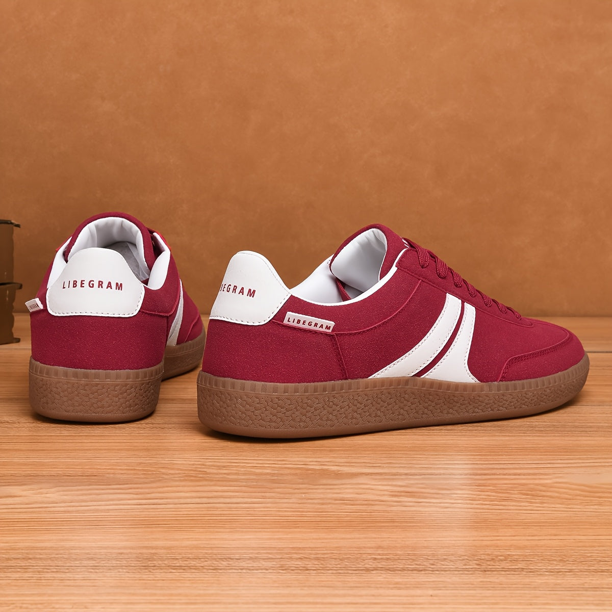 Libegram Tênis Vermelhos Vintage Femininos - Sapatos Casuais Confortáveis com Sola de Borracha de Goma, Estilo Clássico Preppy, Design Respirável de Cano Baixo e Cadarço para Vestuário Casual, Sapatos para Todas as Estações | Tênis com Atacadores | Detalhes Adesivos