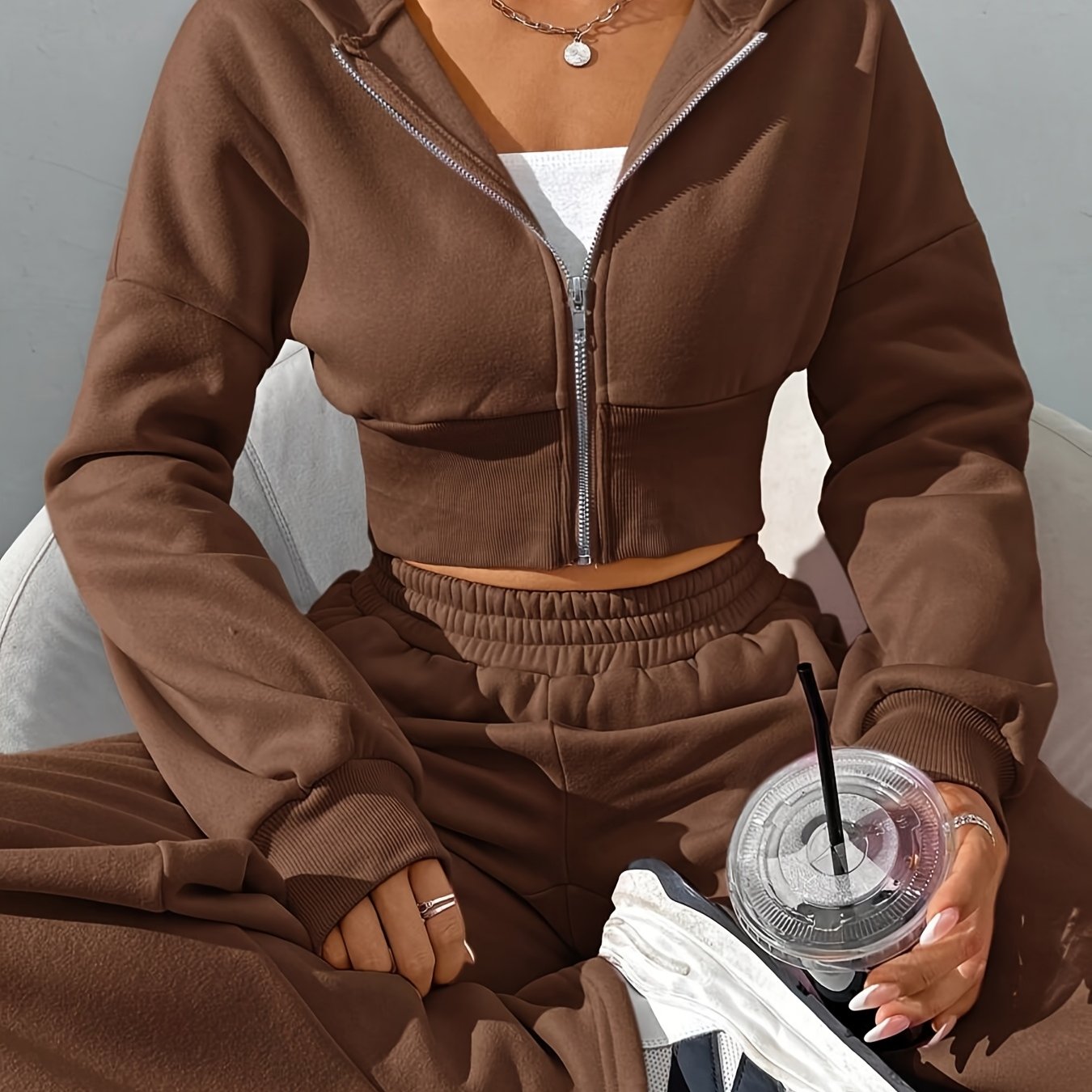 Chic Two-Piece Solid Color Women's Casual Set