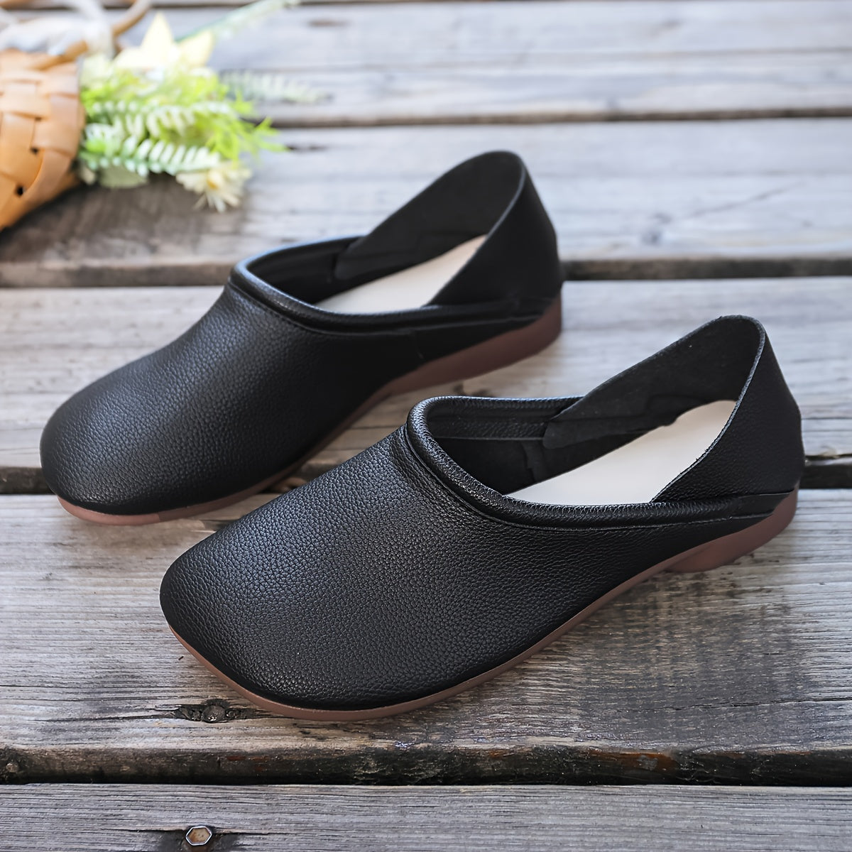 Chinelos Mocassim Retrô Femininos - Sapatilhas Marrons de Bico Redondo com Sola de Borracha Macia, Para Todas as Estações/Exterior, Fácil de Limpar e Lavável à Mão - Botinhas Baixas Amigáveis para Avós e Idosos