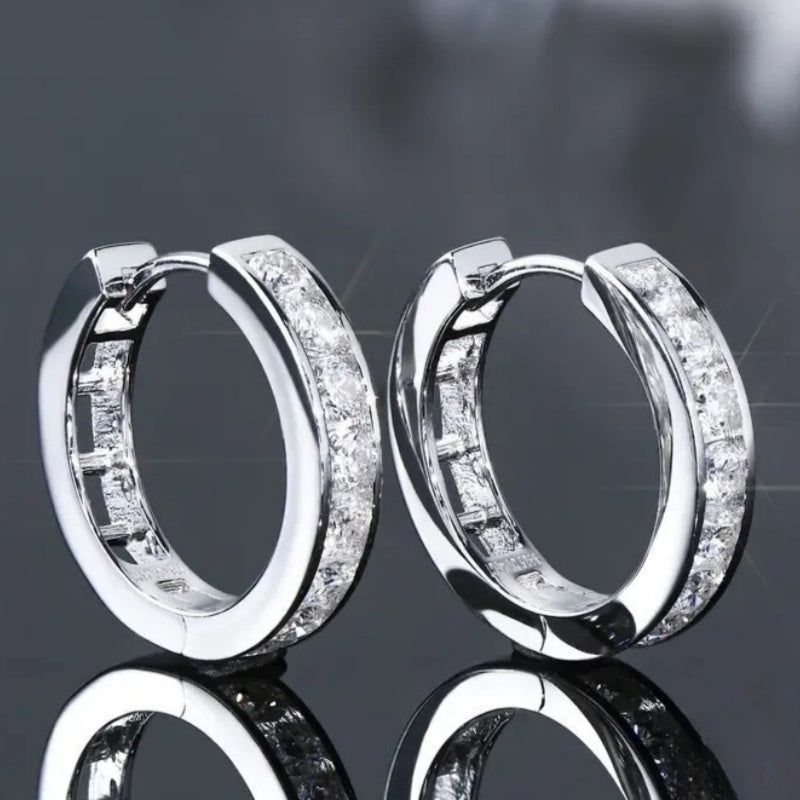 Brincos elegantes de círculo pequeno com incrustações de zircônia para mulheres e homens - Cobre de alta qualidade, prateado branco, perfeito para festas, uso diário e moda casual, brincos diários|Brincos clássicos|Embelezamento de zircônia