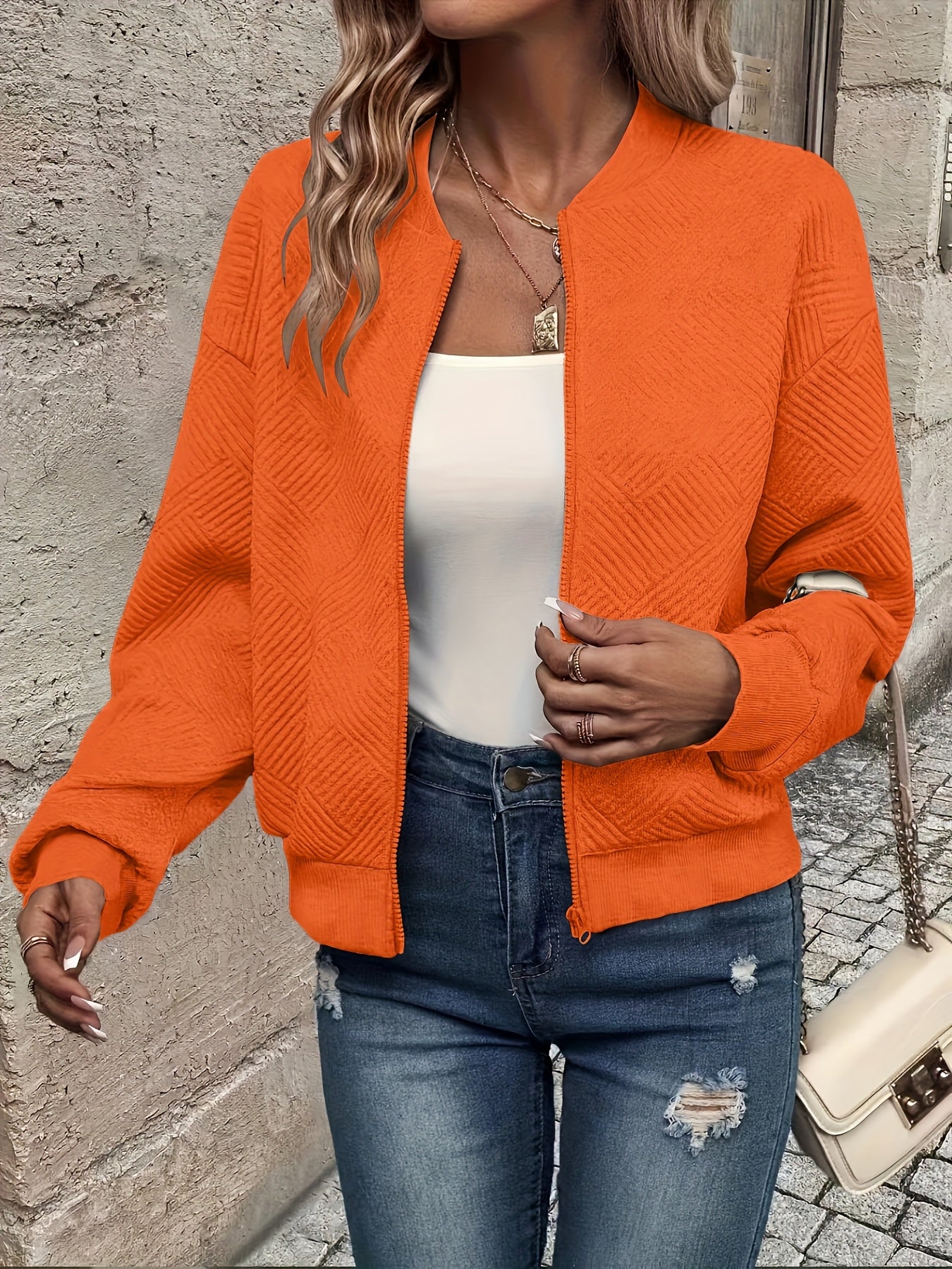 Jaqueta Verde Casual Feminina com Zíper - Poliéster Leve, Tecido Texturizado, Lavável à Máquina, Ideal para a Moda Primavera/Verão