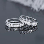 Brincos elegantes de círculo pequeno com incrustações de zircônia para mulheres e homens - Cobre de alta qualidade, prateado branco, perfeito para festas, uso diário e moda casual, brincos diários|Brincos clássicos|Embelezamento de zircônia