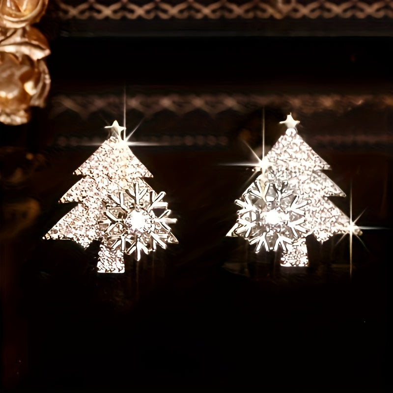 1 Par de Brincos de Flocos de Neve de Árvore de Natal Elegantes para Mulheres - Zircónia Sintética Brilhante, Cobre Sem Níquel, Perfeito para Festas de Natal e Vestuário Casual, Presente de Joias Festivas, Brincos de Natal