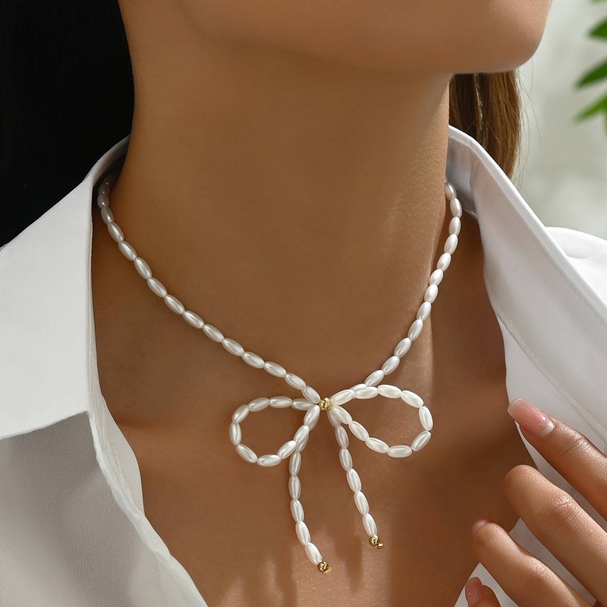 Colar Encantador com Laço de Design Único, Corrente Artesanal Cortada ao Tamanho com Número Ajustável de Contas