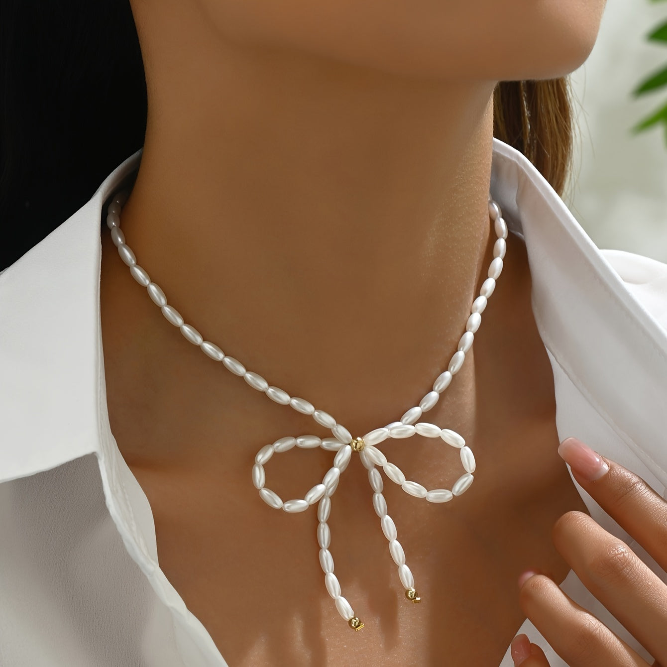 Colar Encantador com Laço de Design Único, Corrente Artesanal Cortada ao Tamanho com Número Ajustável de Contas
