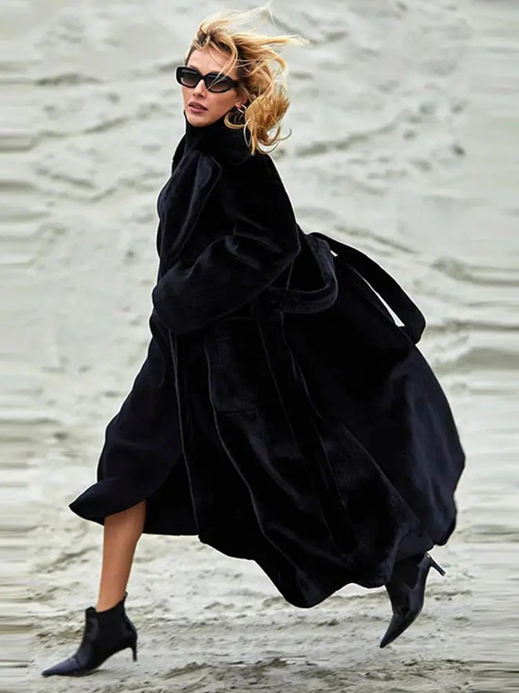 Women's Off White Long Double Breasted Furry Coat Lapel Collar Full Sleeve Belted Coats 2025 Elegant Warm Winter Lady Outerwear