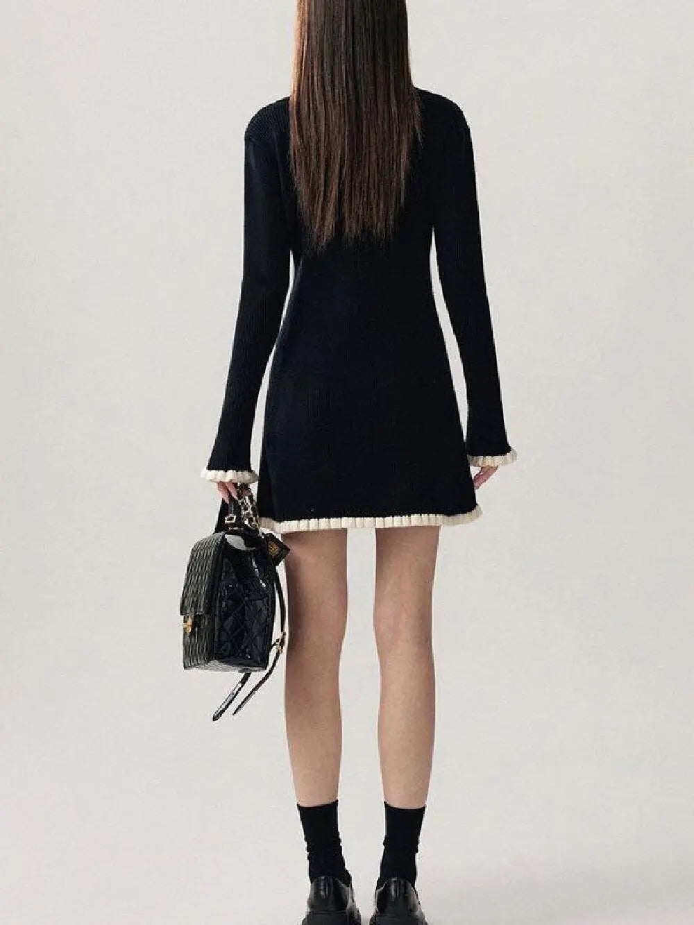 French V-neck Knitted Dress Autumn/Winter Women's High End Ruffled Edge A-Line Short Dress Elegant Splicing Long Sleeve Dress