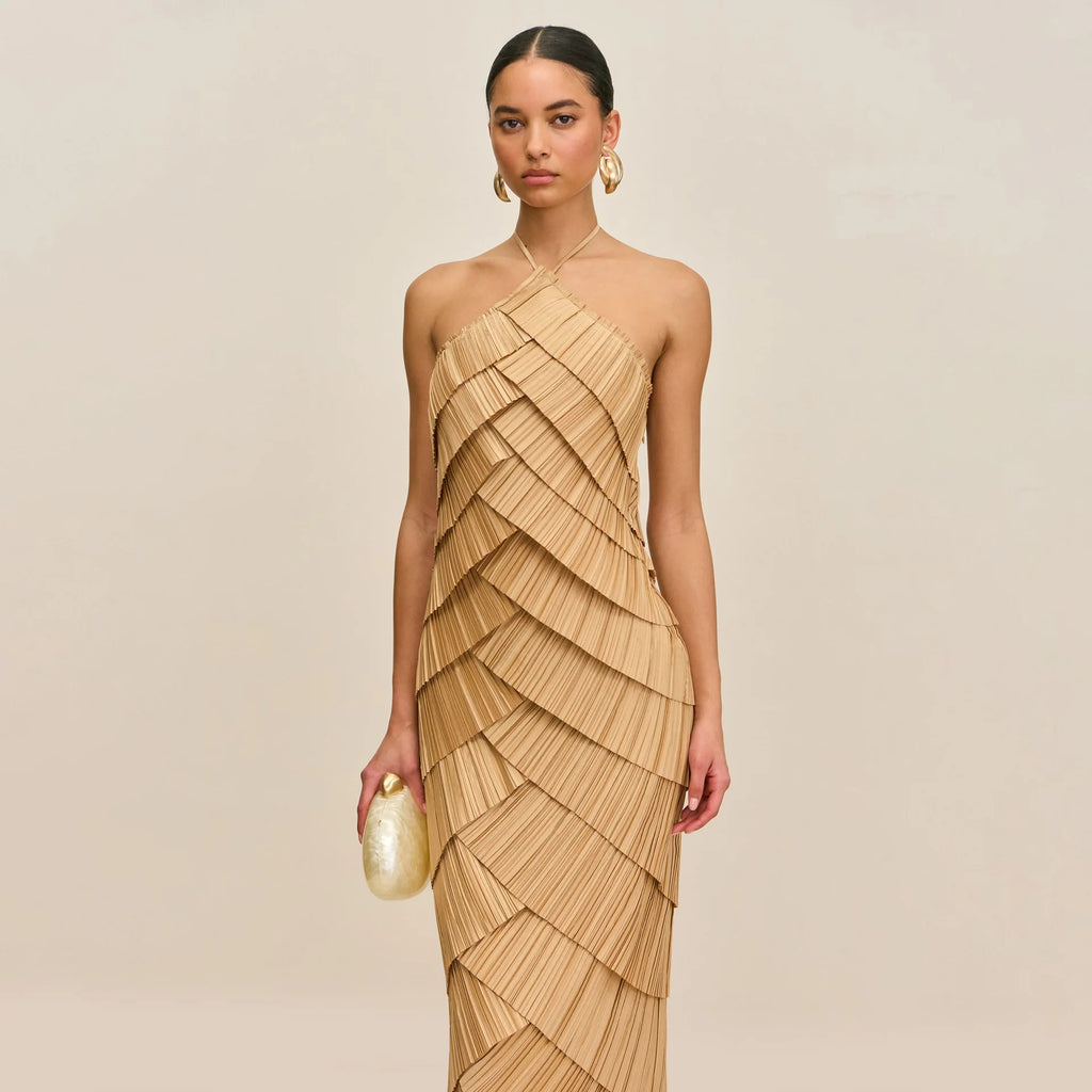Veloura Grace Dress – Fluid Elegance with a Feminine Touch