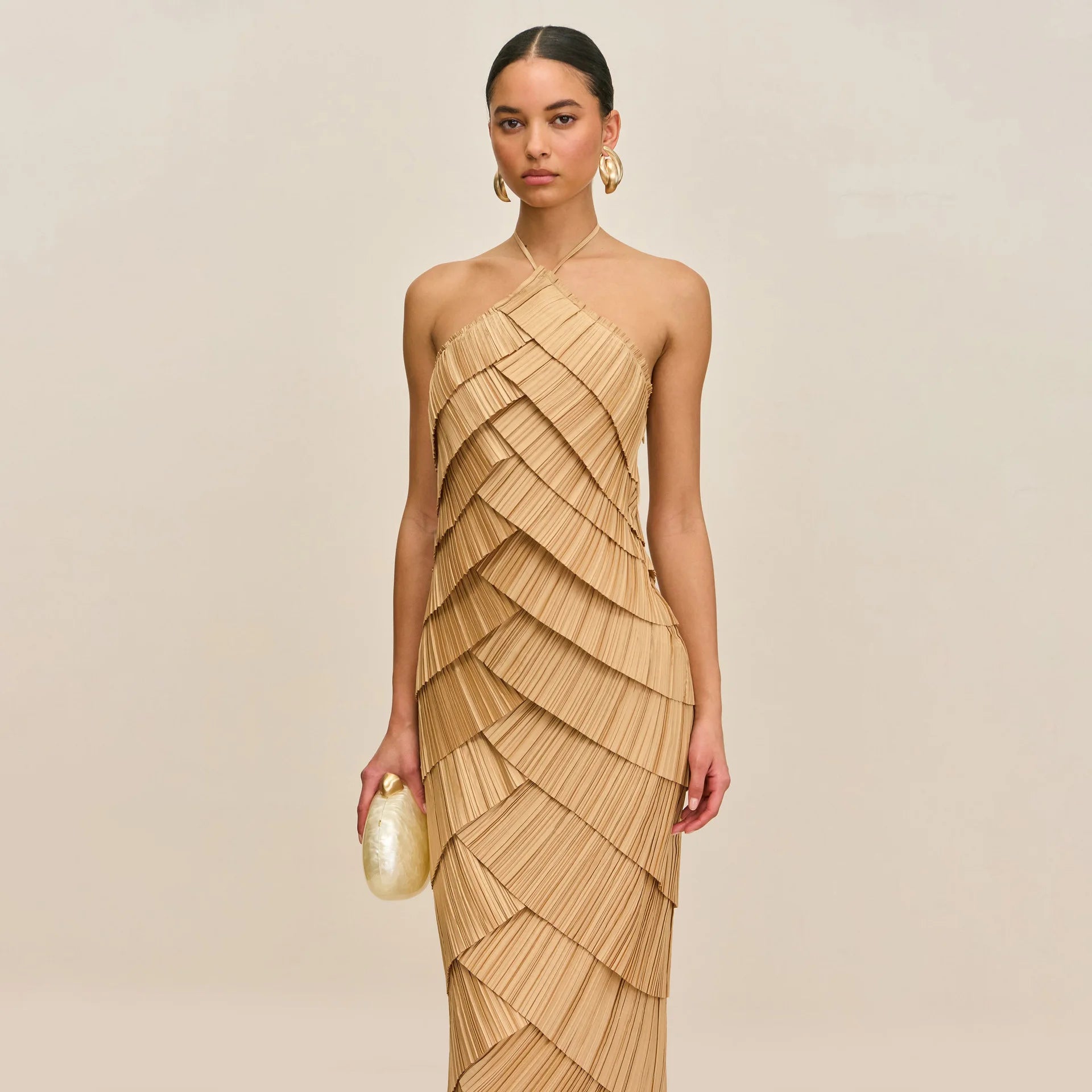 Veloura Grace Dress – Fluid Elegance with a Feminine Touch