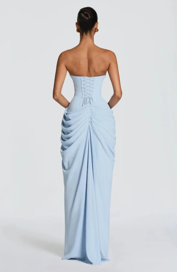 Cyra Maxi Dress – Fluid Elegance That Captivates