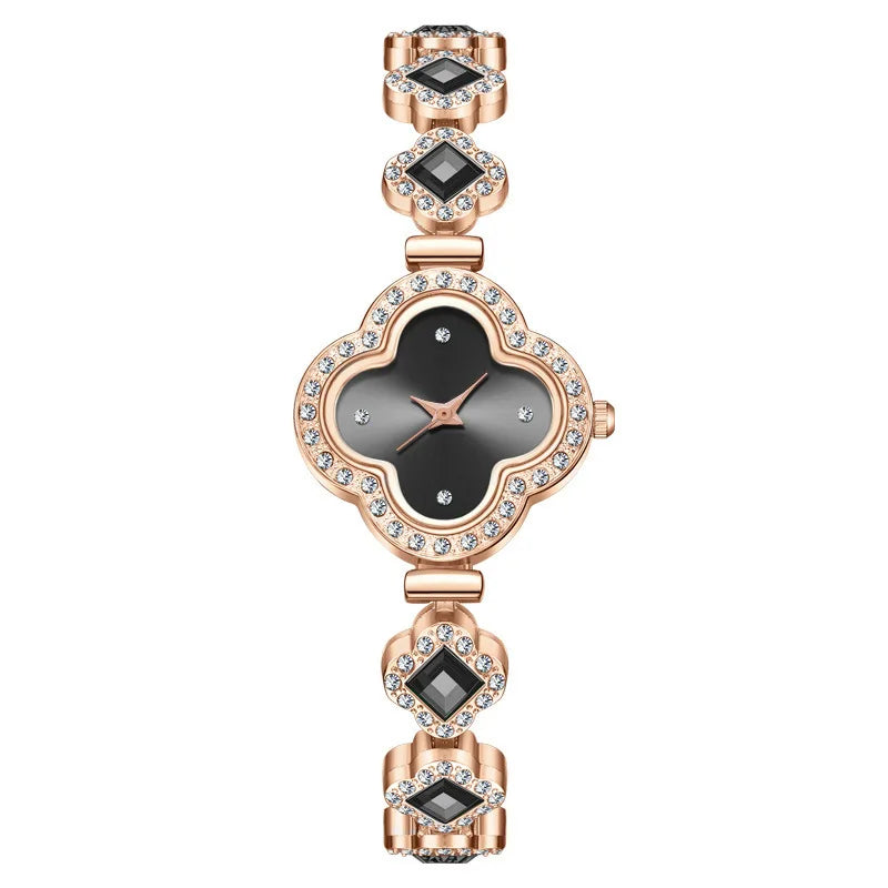 Exquisite Clover Pearl Quartz Women's Watch