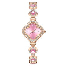 Exquisite Clover Pearl Quartz Women's Watch