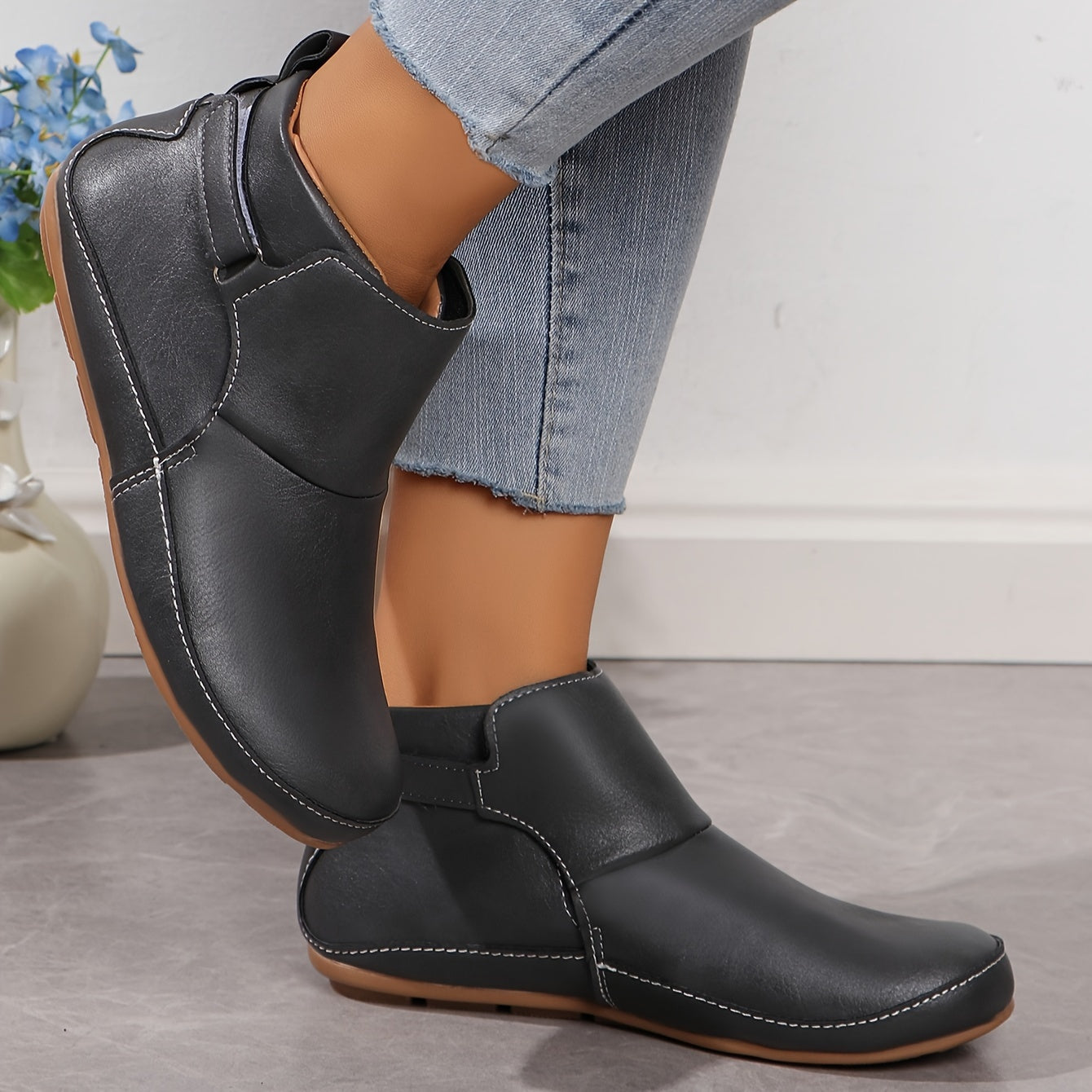 [Plus Size Ankle Boots] Women's Plus Size Green Synthetic Ankle Boots | Adjustable Hook-and-Loop Straps, Side Zipper, Platform Sole, Round Toe, Casual All-Season Boots for Comfortable Footwear