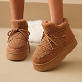 Botas de Neve Aconchegantes para Mulheres - Forro de Pelúcia, Sola Grossa, Cadarços Ajustáveis, Botinhas com Acabamento em Pele Sintética Bege para Máximo Calor e Conforto, Botas de Inverno