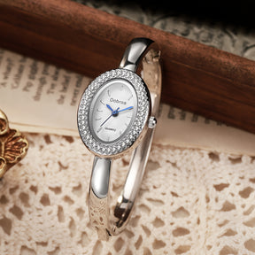 Novo Relógio Feminino, Dourado Rosé, Design de Luxo Leve e Exclusivo, Pulseira Oval com Numerais Romanos