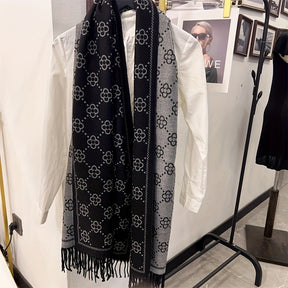 Cachecol de Luxo Imitação Caxemira para Mulher - Elegante Envolvimento de Xaile de Dupla Face, Acessório de Inverno Macio e Quente para Looks Formais e Diários - Cachecol de Moda Sofisticado para Clima Frio em Preto e Cinzento, Envolvimento de Pescoço Versátil, Tecido Jacquard, Tecido Premium