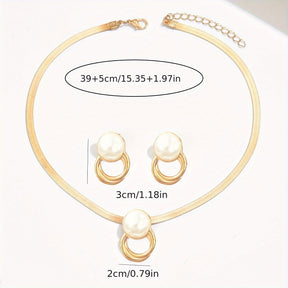LXALRY Conjunto de Joias Femininas com Pérolas Imitação 3 Peças - Colar de Corrente Cobra Dourada e Brincos Argola com Pérola Branca Falsa, Pulseira Elegante com Pingente Estilo Colar Choker, Presente Versátil para Casamentos, Festas e Dia a Dia