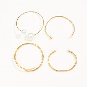 4 Peças Conjunto de Pulseira KC Banhada a Ouro com Pérola Imitação e Bracelete para Mulheres - Elegante Jogo Interligado em Argola Aberta, Joias Empilháveis Com Pérola Falsa, Contas Douradas, Casamento, Festas ou Looks Causais (Não Precisa Medir o Tamanho), Pulseiras para Mulheres, Pulseiras Para Mulheres, Pulseira Para Mulheres, Anéis Para Mulheres, Pulseiras de Bangles para Mulheres, Joias de Pérola para Mulheres, Pulseira de Mão para Mulheres,