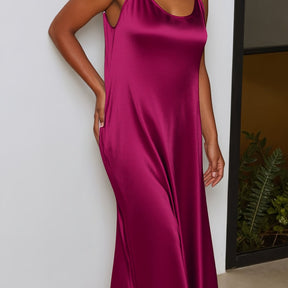 Elegant V-Neck Maxi Dress with High Waist and Side Slit