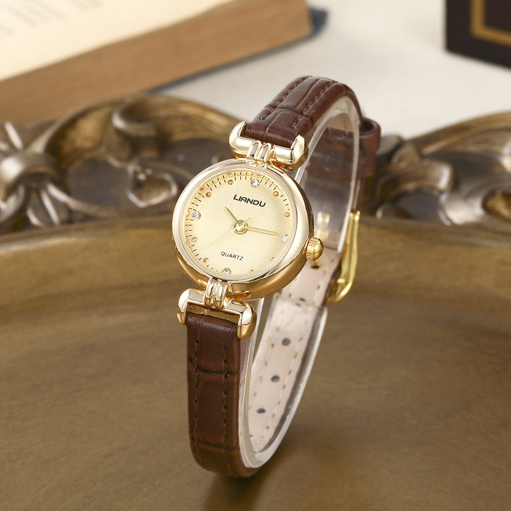 Relógio de Pulso Vintage Feminino, Mostrador Pequeno Redondo com Strass Elegante e Sofisticado para Uso Diário e Presentes Festivos, Relógio Antigo Para Mulheres, Com Bracelete Masculina ou Unissexo