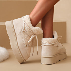 Botas de Neve Aconchegantes para Mulheres - Forro de Pelúcia, Sola Grossa, Cadarços Ajustáveis, Botinhas com Acabamento em Pele Sintética Bege para Máximo Calor e Conforto, Botas de Inverno