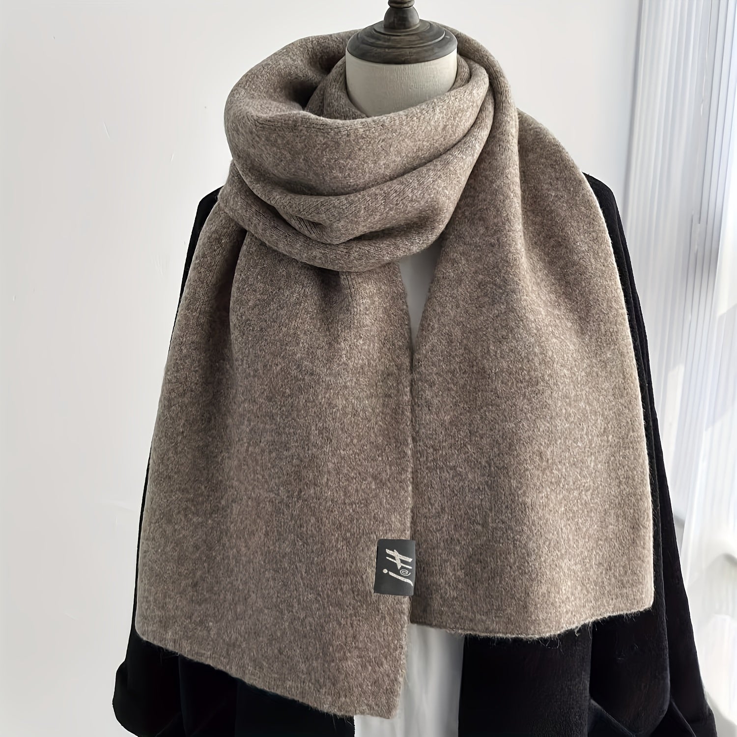 Lenço de lã de luxo para mulheres e homens - Elegante lenço de inverno preto, suave e quente, envoltório de pescoço formal e chic para o dia a dia - Essencial para o frio no escritório, festas, encontros - Elegância eterna, acessório para encontros, estilo sofisticado, textura de tecido jacquard