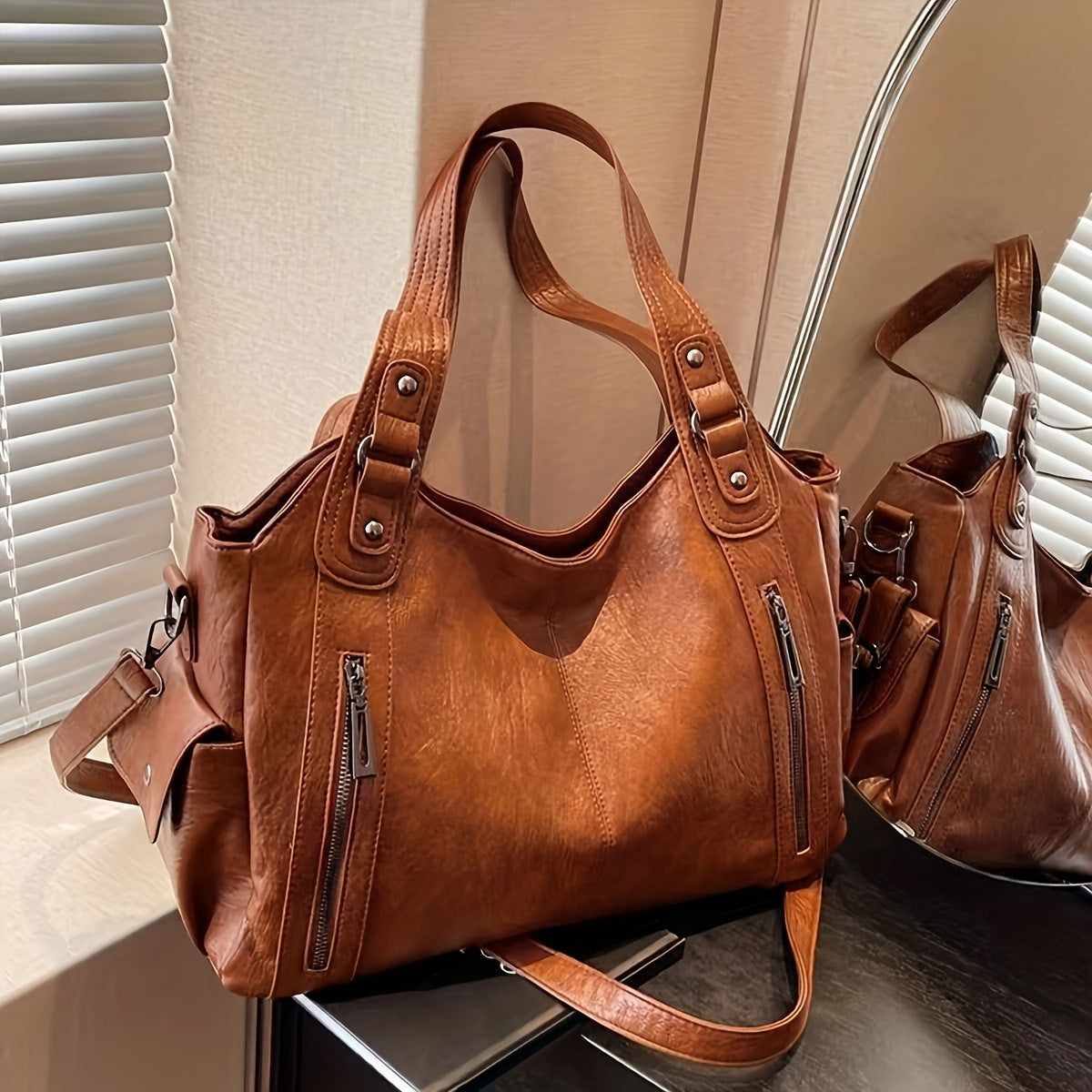 Bolsa de Viagem Retro Leve, Bolsa Esportiva Portátil com Detalhes em Rebites, Bolsa de Ombro com Alça Larga para Viagens de Negócios, Bolsa para Natação e Fitness, Equipamento de Natação,Bolsa de Ginástica,Bolsa de Ombro Estilosa,Design Retro,Costura de Alta Qualidade,Fechamento de Zíper,Bolsa com