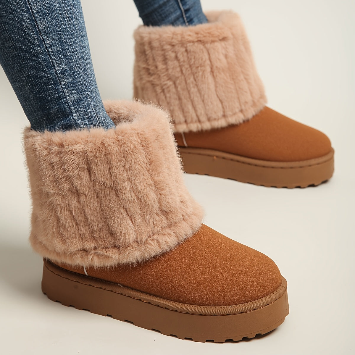 Botas de Inverno para Mulheres - Plataforma Grossa de Deslizamento, Sola de Borracha Antiderrapante, Botinhas Castanhas Quentes para Clima Frio, Vestuário Diário e Formal - Tamanhos Estendidos Disponíveis, Calçado de Estação, Forro de Pelúcia, Sola Durável, Vestuário Casual