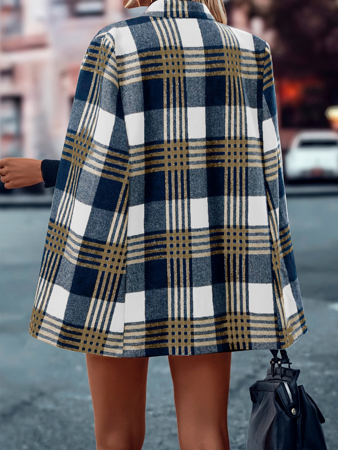 Casaco de Capa com Capuz de Xadrez Elegante para Mulheres - Padrão de Xadrez Preto e Branco, Manga Longa, Abotoamento Frontal, Roupa de Outono/Inverno com Bolsos, Estilo Casual Chic, Casaco de Inverno, Jaqueta de Mulher para Outono