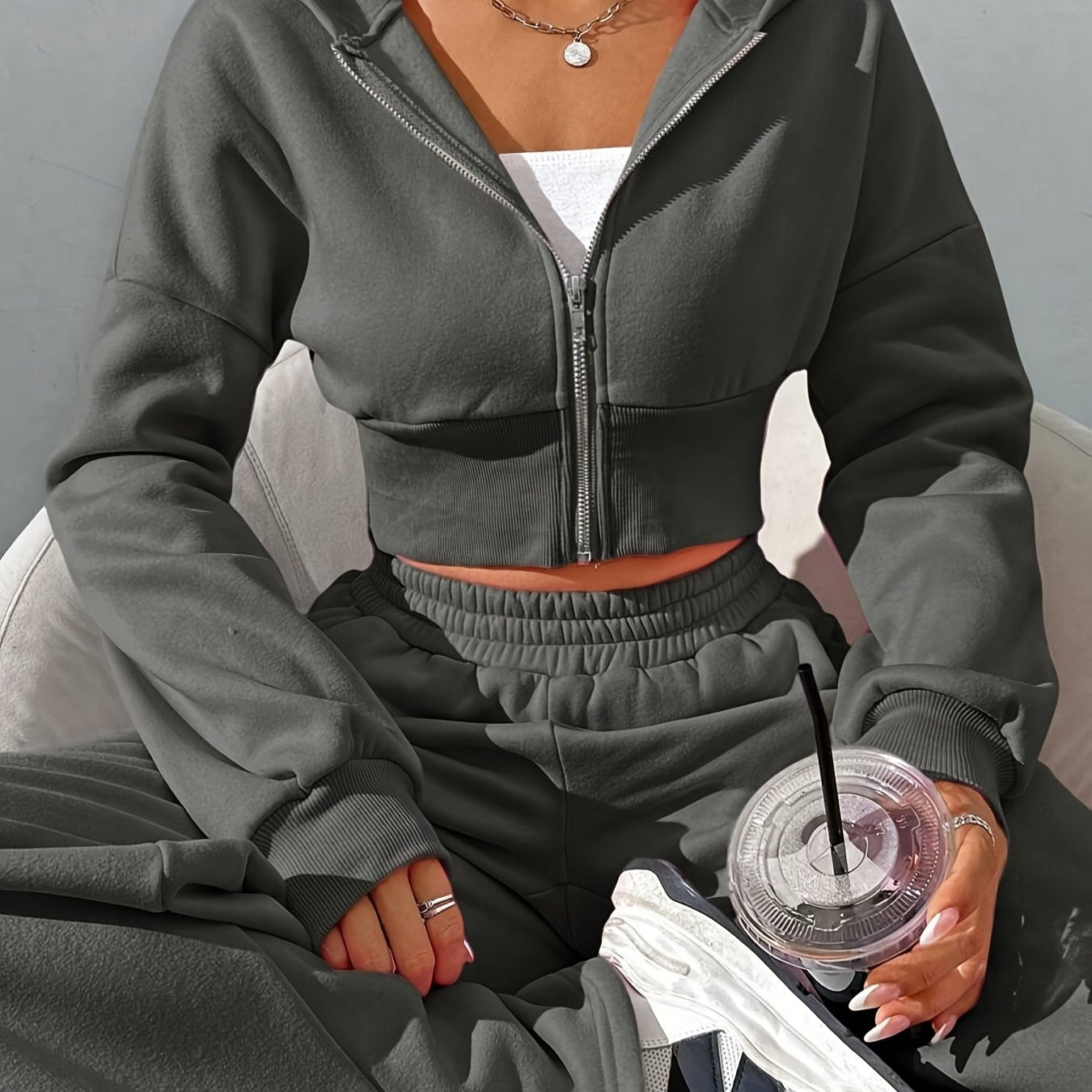 Chic Two-Piece Solid Color Women's Casual Set