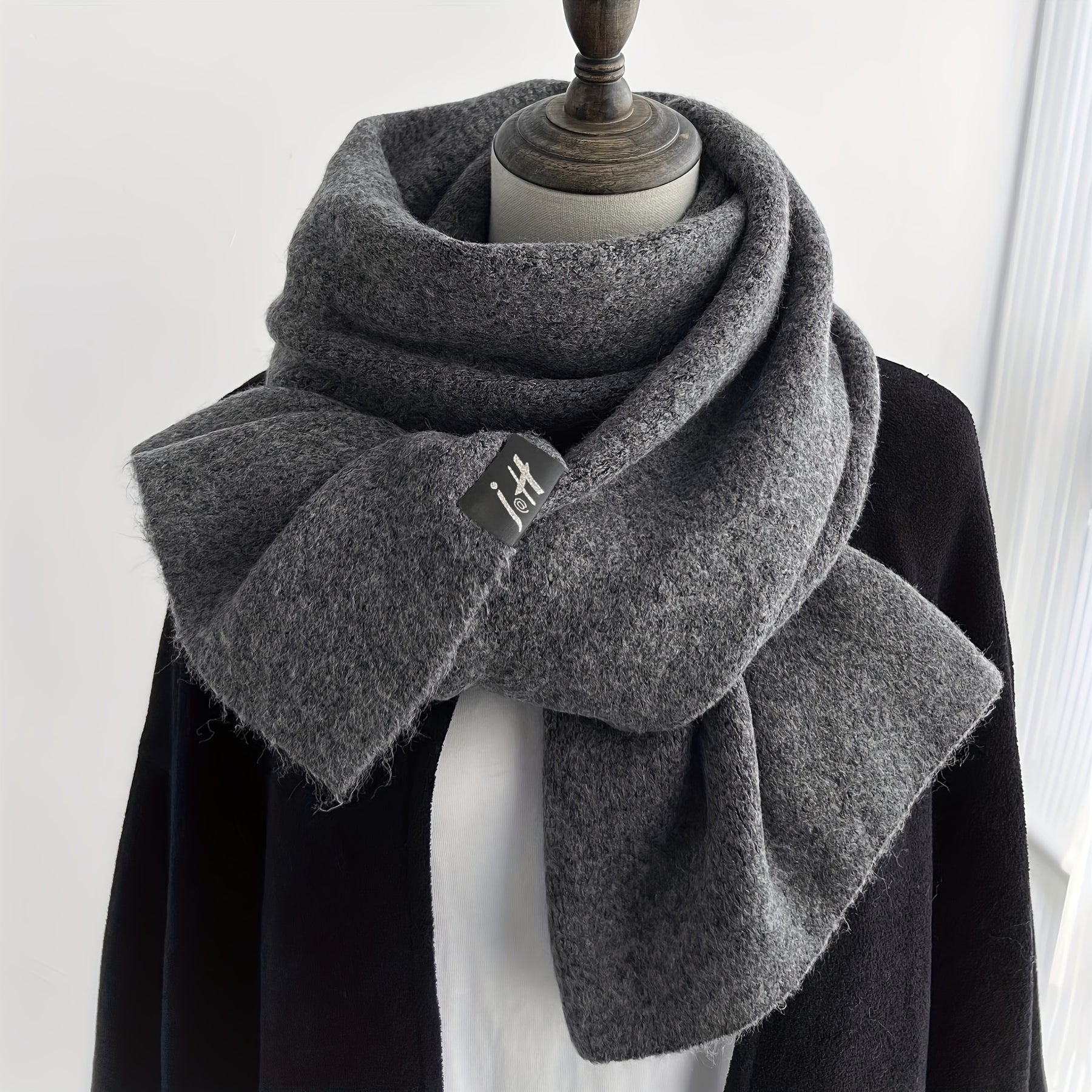 Lenço de lã de luxo para mulheres e homens - Elegante lenço de inverno preto, suave e quente, envoltório de pescoço formal e chic para o dia a dia - Essencial para o frio no escritório, festas, encontros - Elegância eterna, acessório para encontros, estilo sofisticado, textura de tecido jacquard