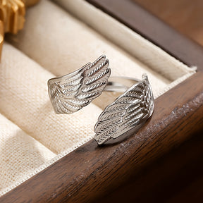 1peça Anjo Asas de Aço Inoxidável Minimalista Elegante para Homens e Mulheres - 18K Dourado Banhado em Pena-Forma Estilo de Rua Unissex, Perfeito para Uso Diário ou Presente