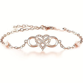 Bracelete Feminina Elegante com Pingente de Coração - Corrente Delicada com Detalhes em Strass, Presente para Dia dos Namorados, Aniversário ou Festa - Acessório Luxuoso e Charmoso para o Dia a Dia, Joia em Liga de Cobre