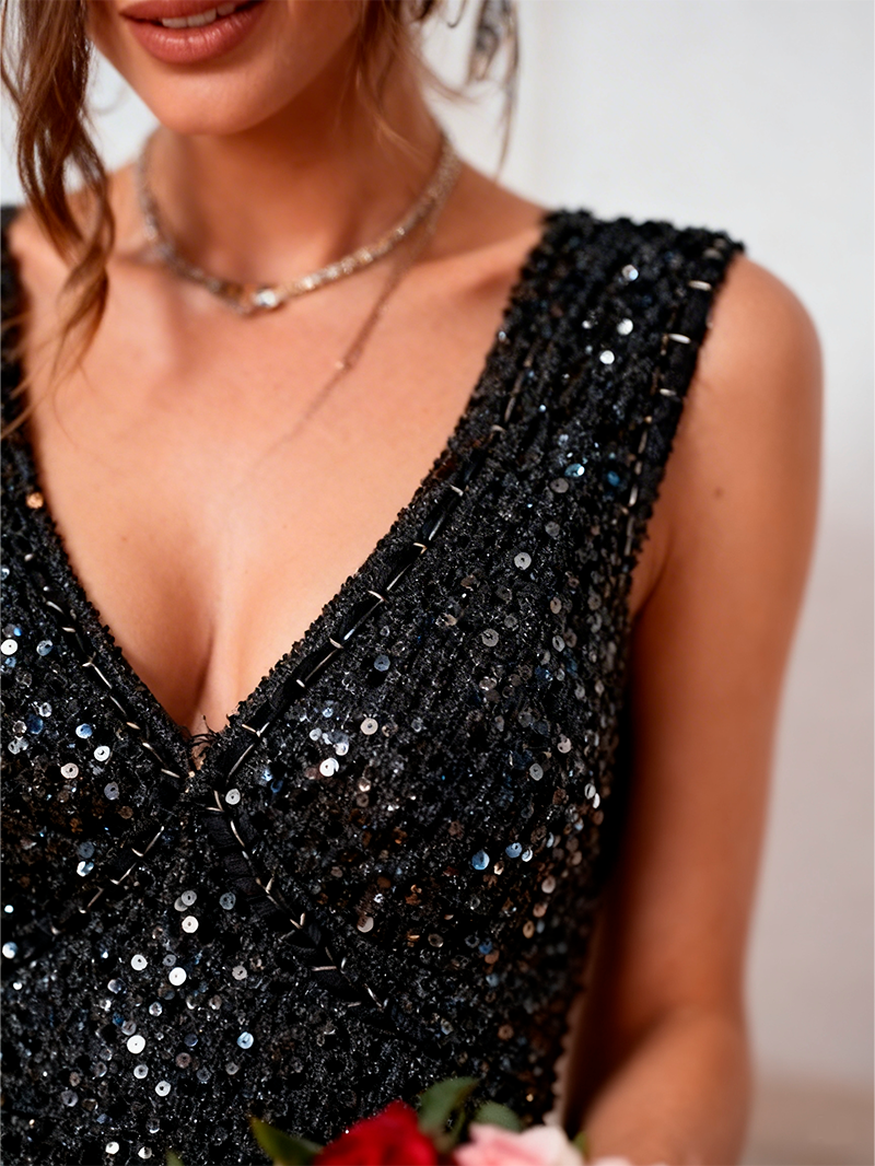 Glamorous V-Neck Sparkle Cocktail Dress