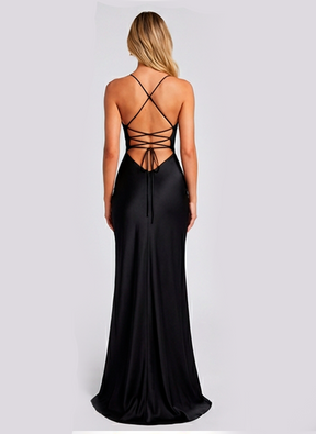 Elegance That Transforms: Your Virgin Wool Tailored Trench Coat